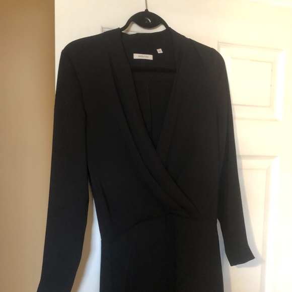 Aritzia Gershwin Wrap Dress - Picture 2 of 3